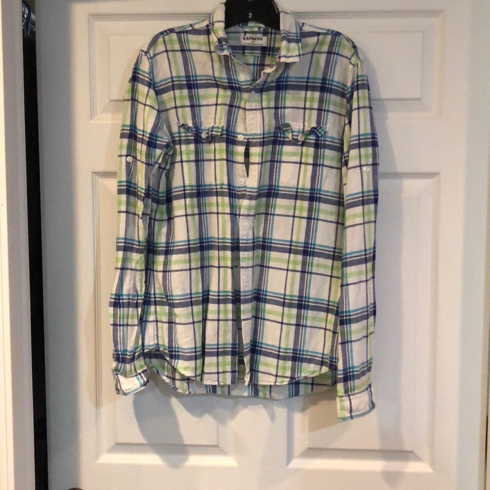 Men’s plaid shirt